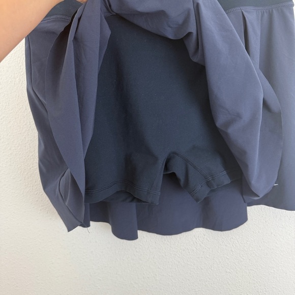 Nike Women’s 15” Dri-FIT Advantage Golf Skort Skirt Short Large - Picture 4 of 8